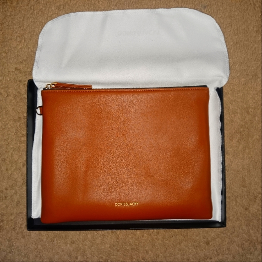 DORIS&JACKY Lambskin Leather Zipper Pouch